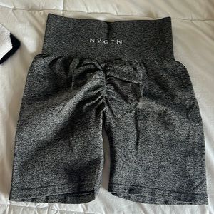 nvgtn scrunch shorts